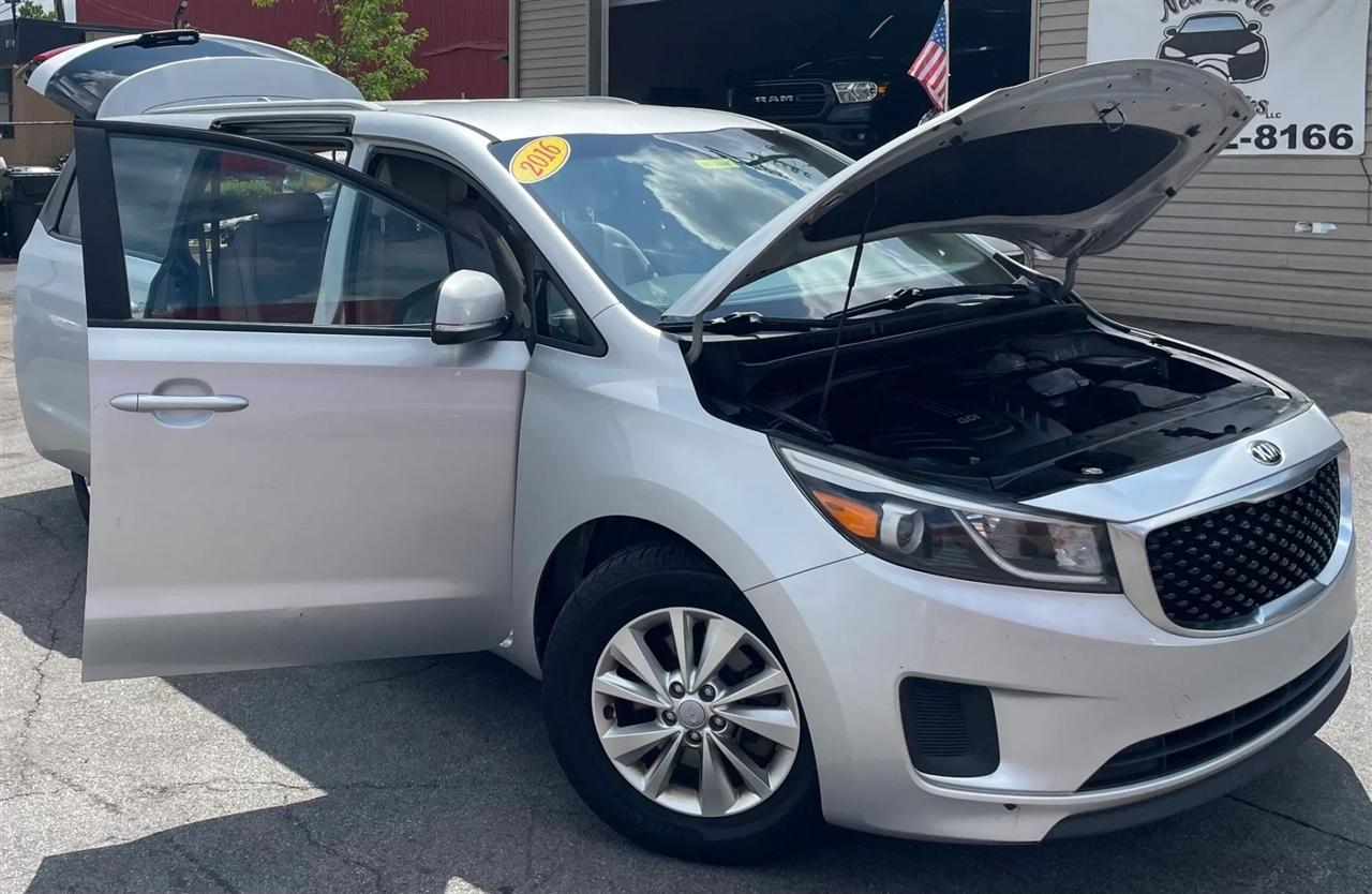 Kia Sedona LX 2016