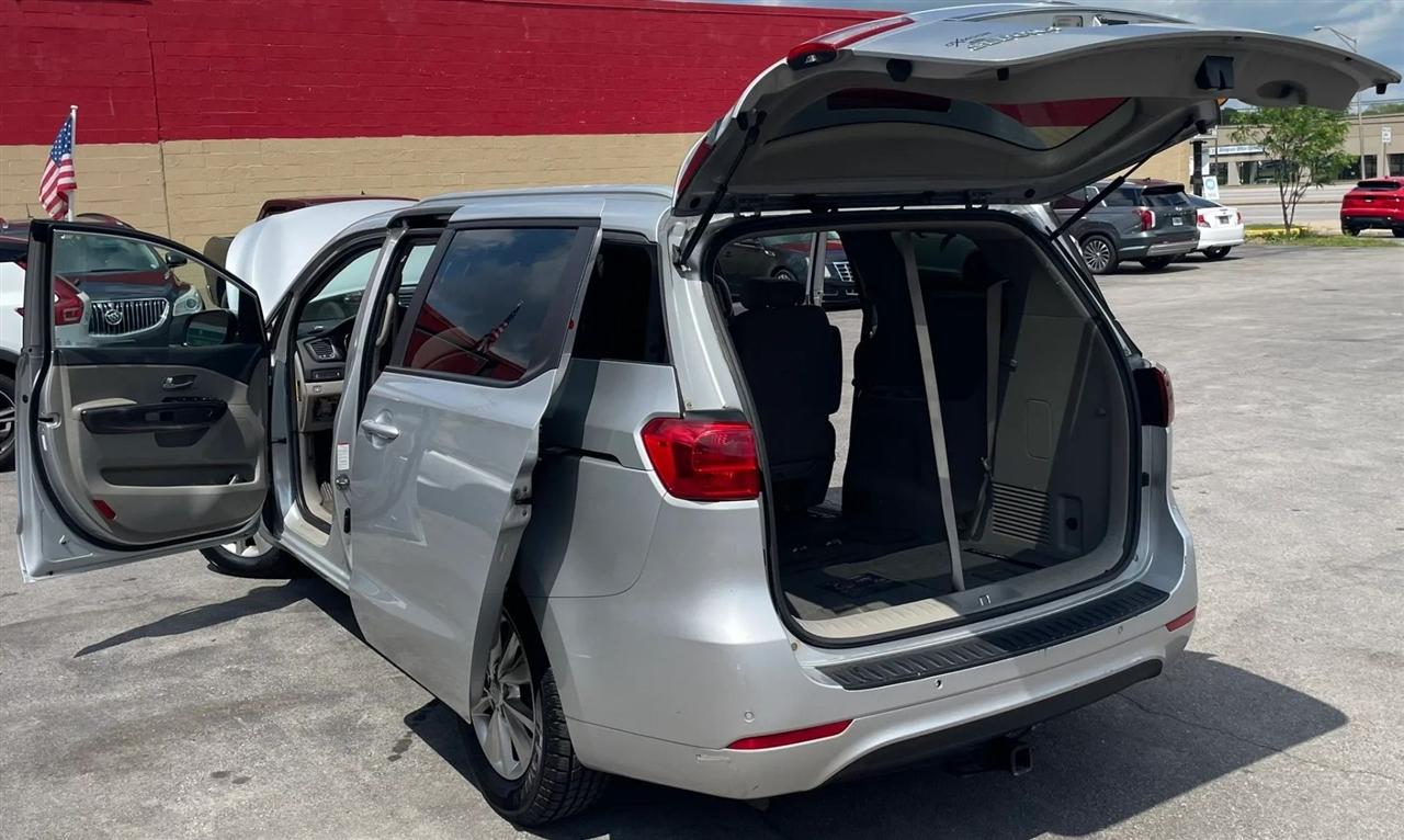 Kia Sedona LX 2016