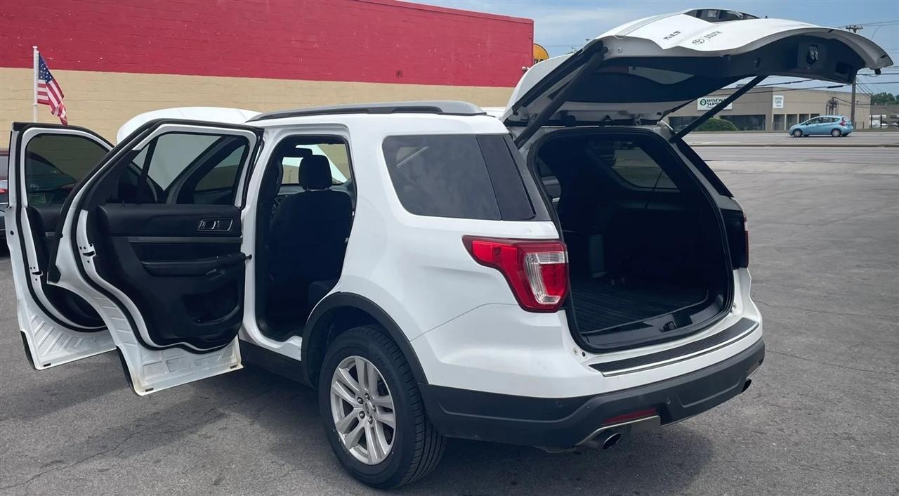 Ford Explorer XLT 4WD 2018