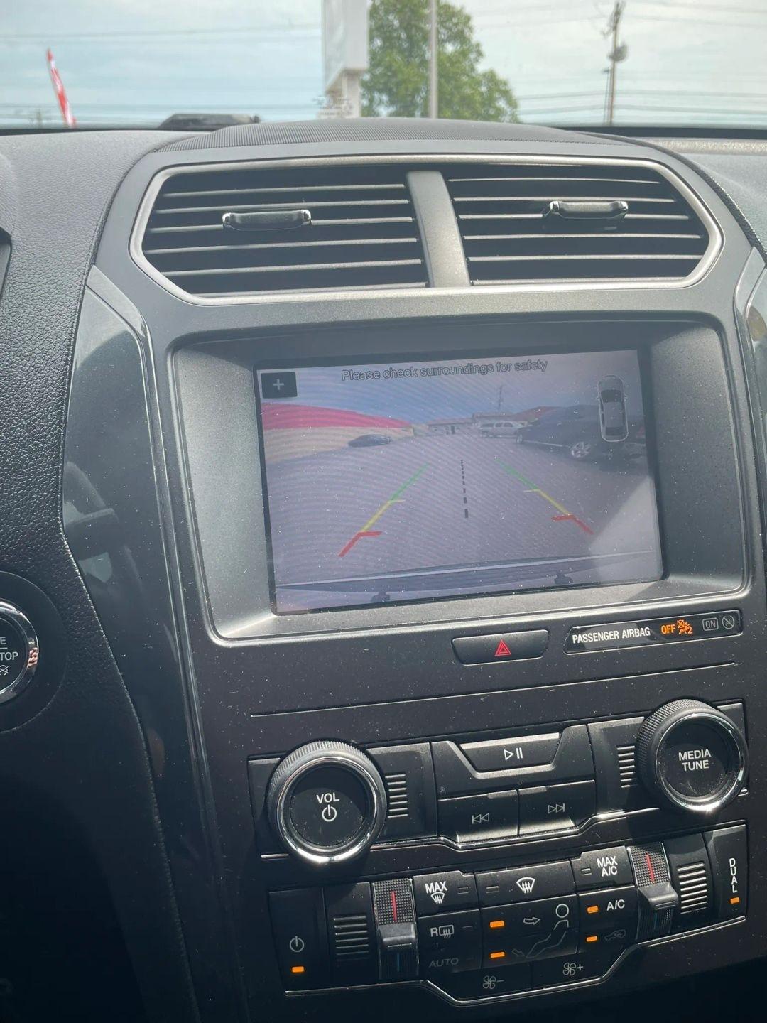 Ford Explorer XLT 4WD 2018