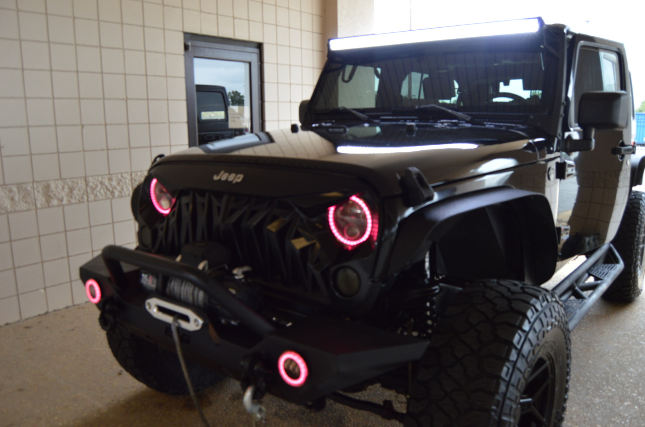 Jeep Wrangler Unlimited Sahara 4WD 2010 Jeep Wrangler Unlimited Sahara 4WD 2010