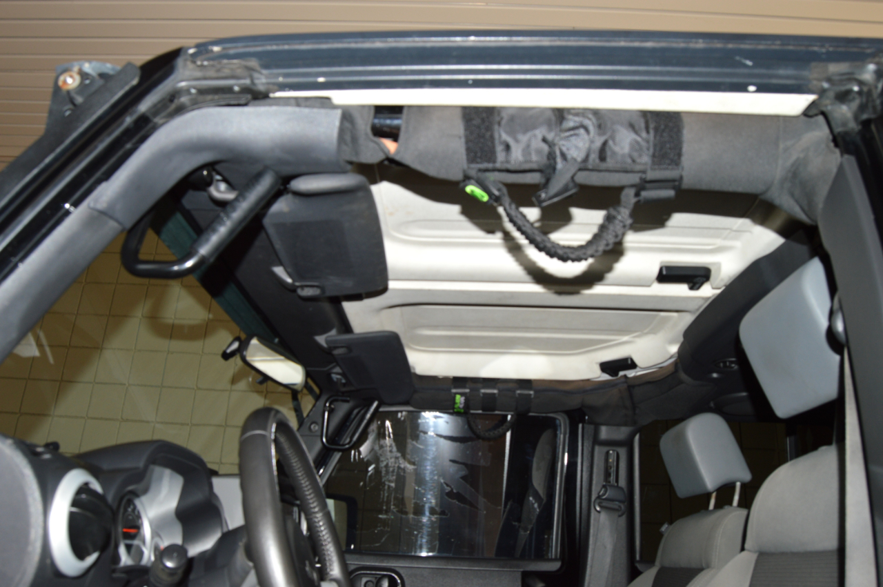 Jeep Wrangler Unlimited Sahara 4WD 2010 Jeep Wrangler Unlimited Sahara 4WD 2010