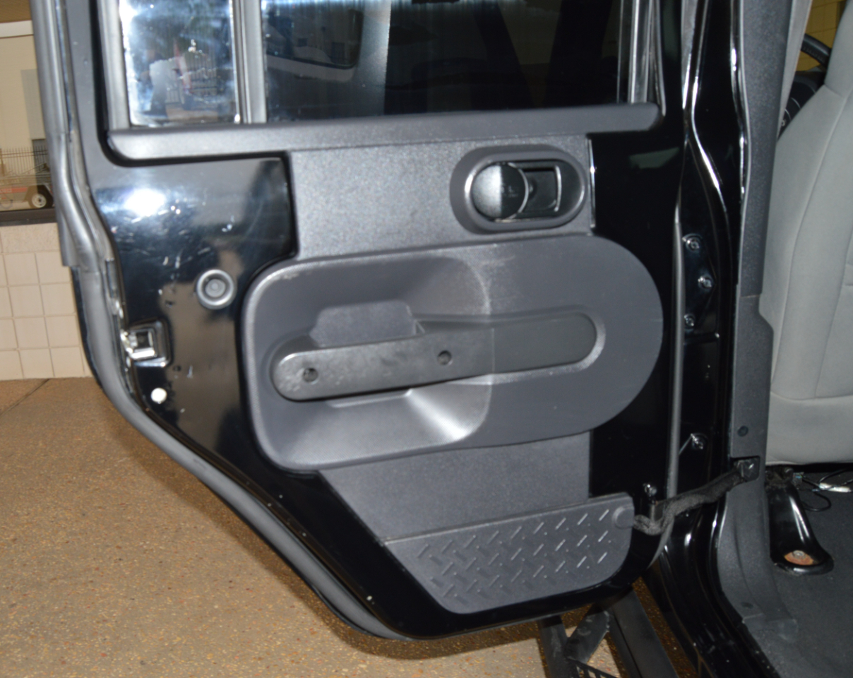 Jeep Wrangler Unlimited Sahara 4WD 2010 Jeep Wrangler Unlimited Sahara 4WD 2010