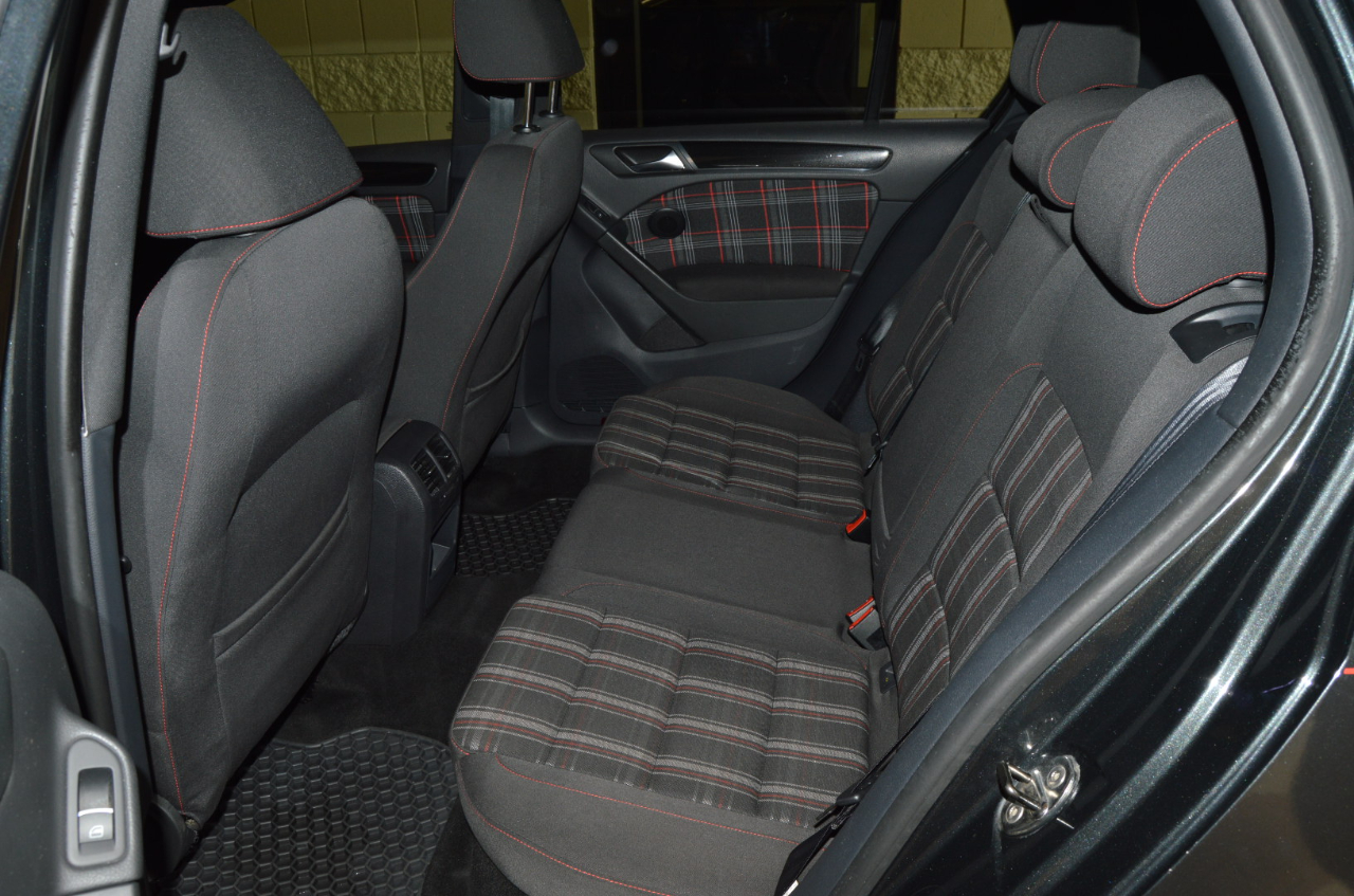 Volkswagen GTI 2.0T Sedan 2011