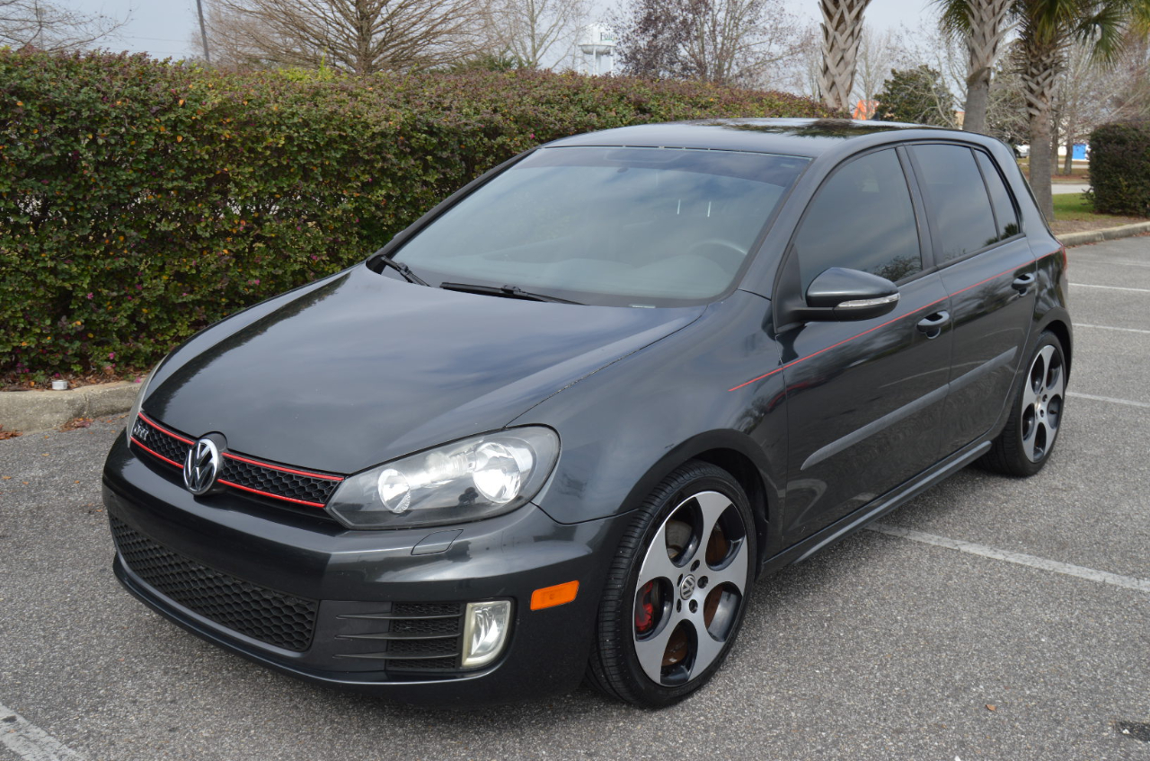 Volkswagen GTI 2.0T Sedan 2011