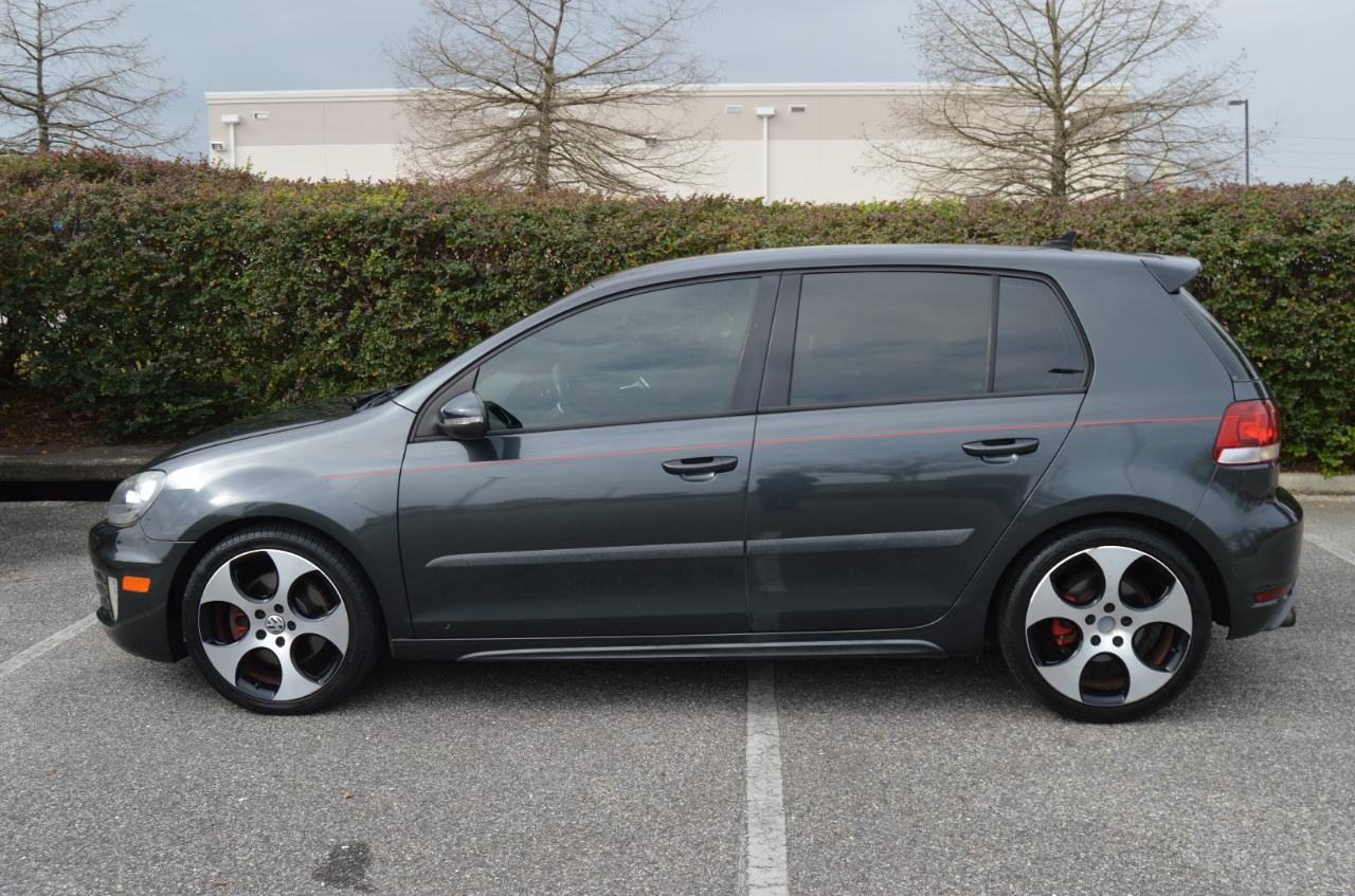 Volkswagen GTI 2.0T Sedan 2011