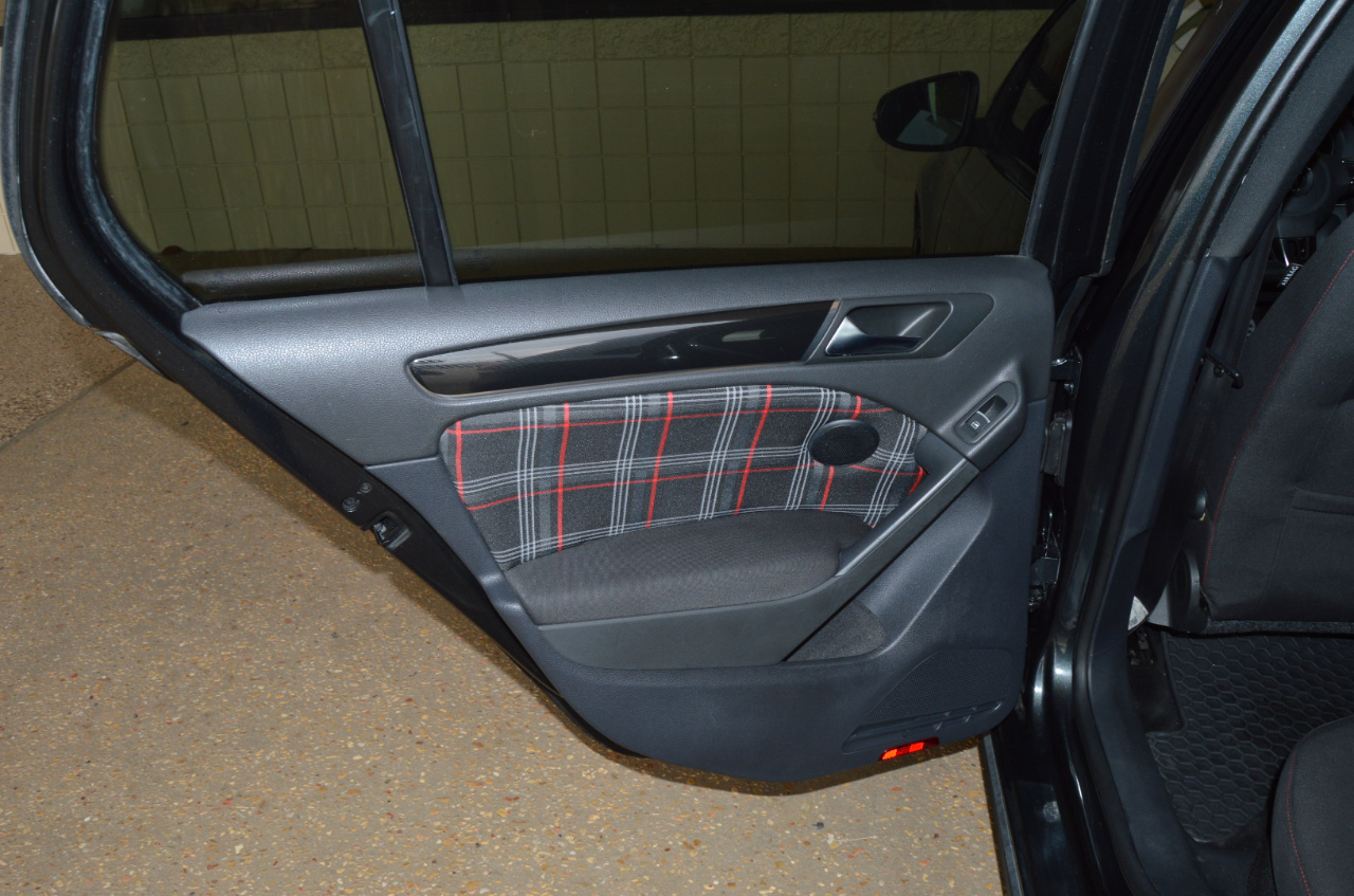 Volkswagen GTI 2.0T Sedan 2011