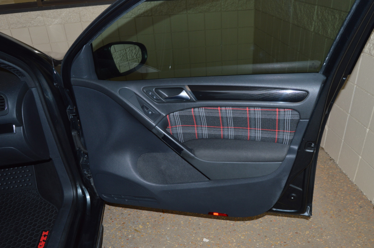 Volkswagen GTI 2.0T Sedan 2011