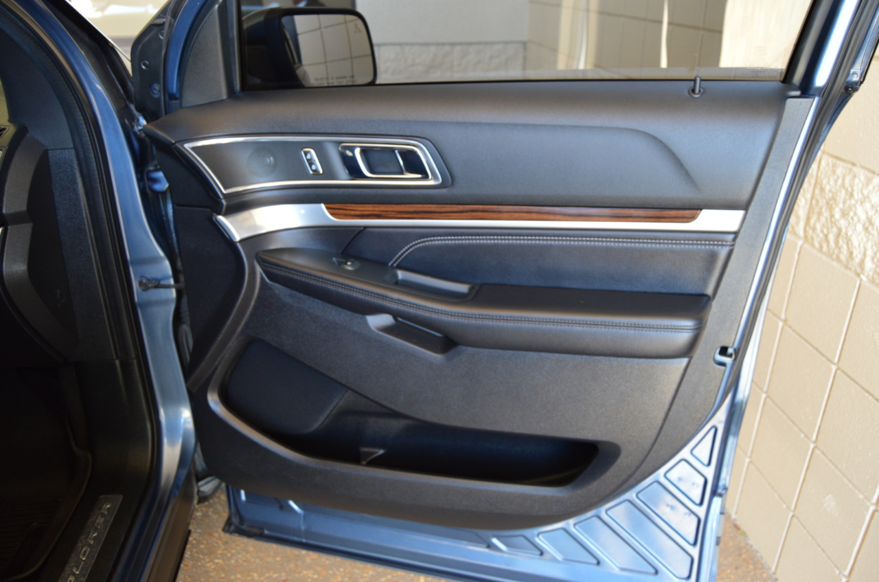 Ford Explorer Limited FWD 2018