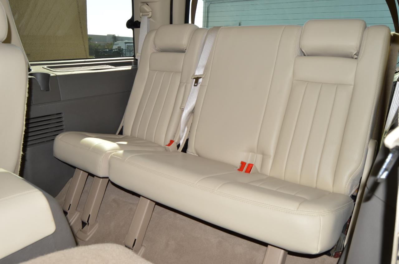 Lincoln Navigator 4dr 2WD Luxury 2004