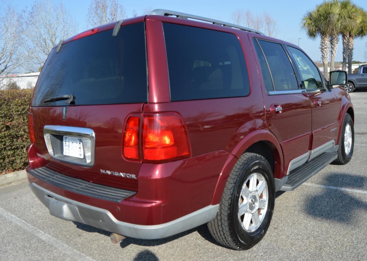 Lincoln Navigator 4dr 2WD Luxury 2004