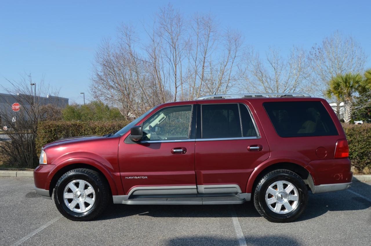 Lincoln Navigator 4dr 2WD Luxury 2004
