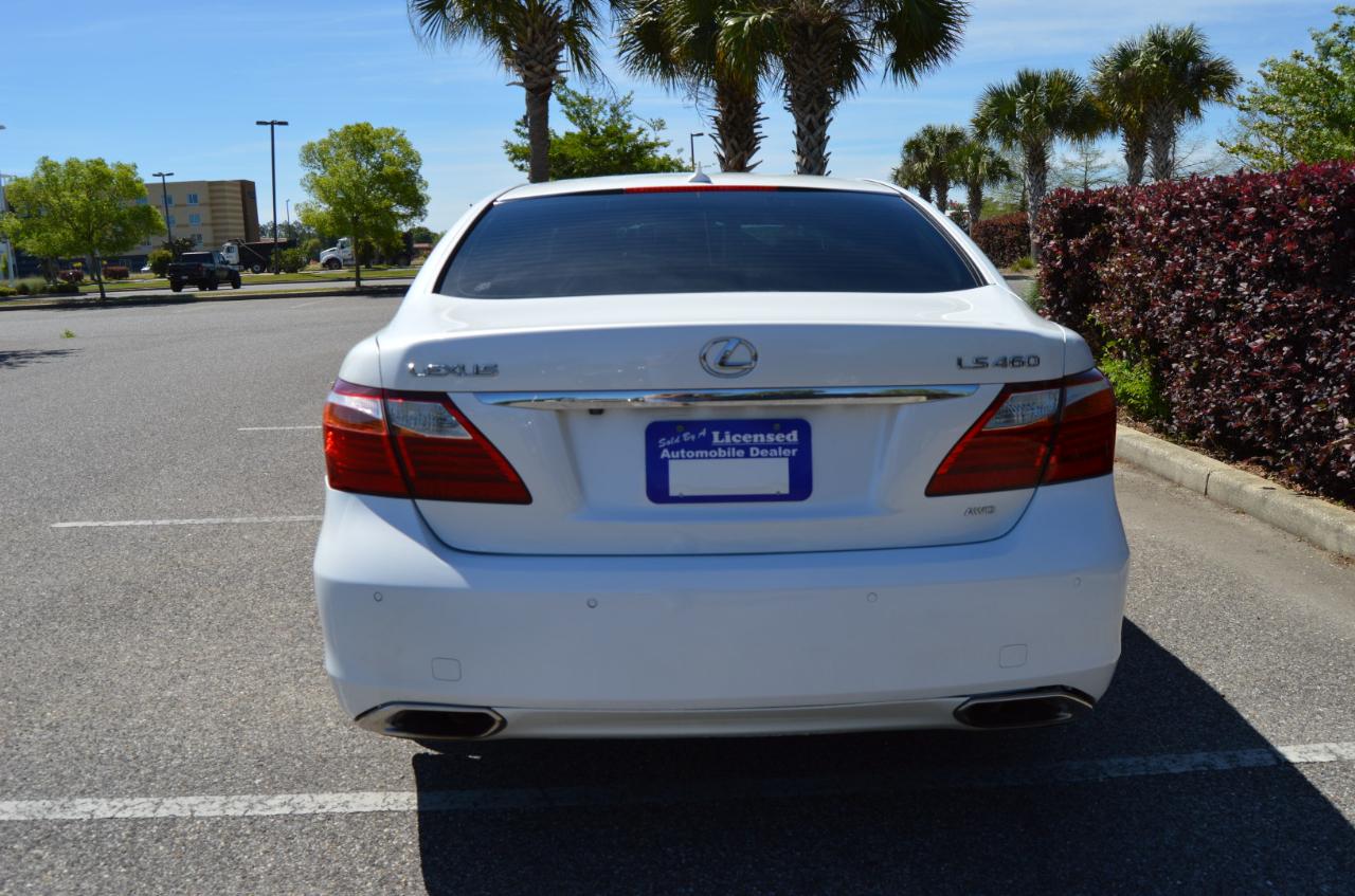 Lexus LS 460 4dr Sdn AWD 2010