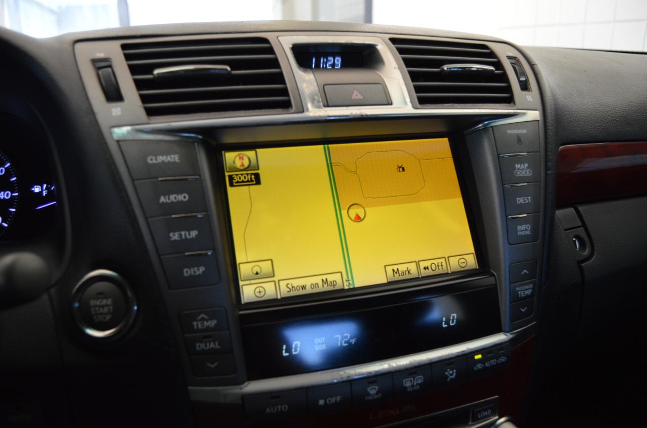 Lexus LS 460 4dr Sdn AWD 2010