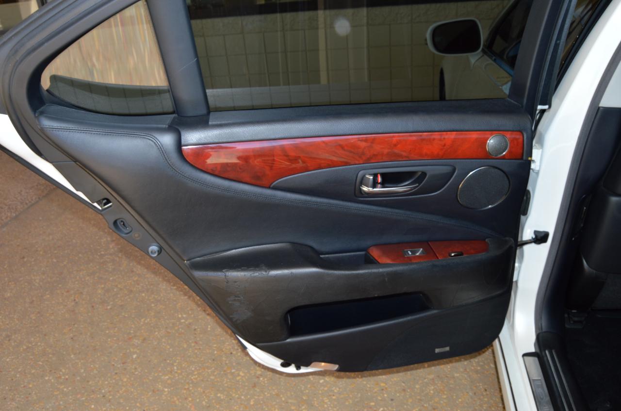 Lexus LS 460 4dr Sdn AWD 2010