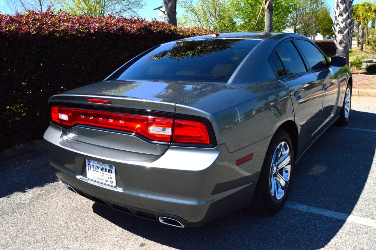 Dodge Charger 4dr Sdn SXT Plus RWD 2012