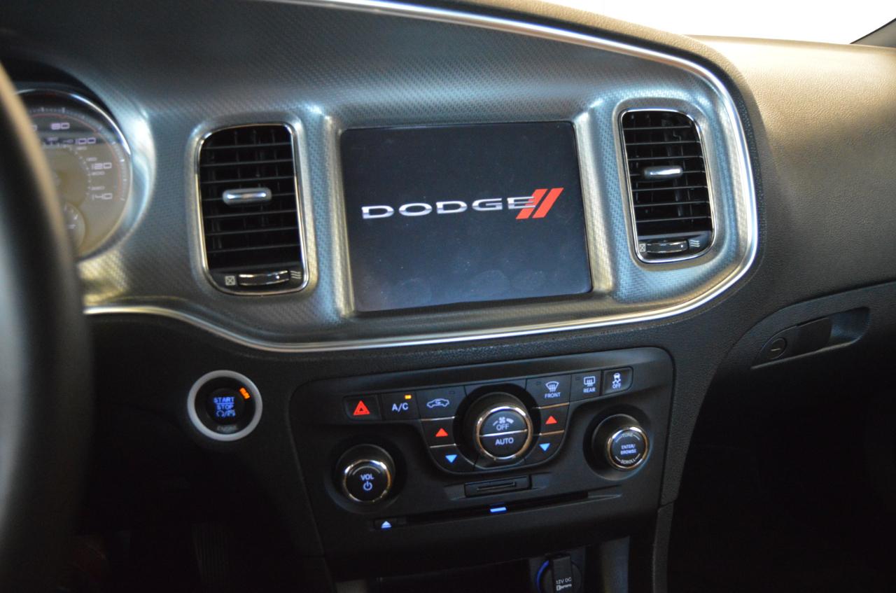 Dodge Charger 4dr Sdn SXT Plus RWD 2012