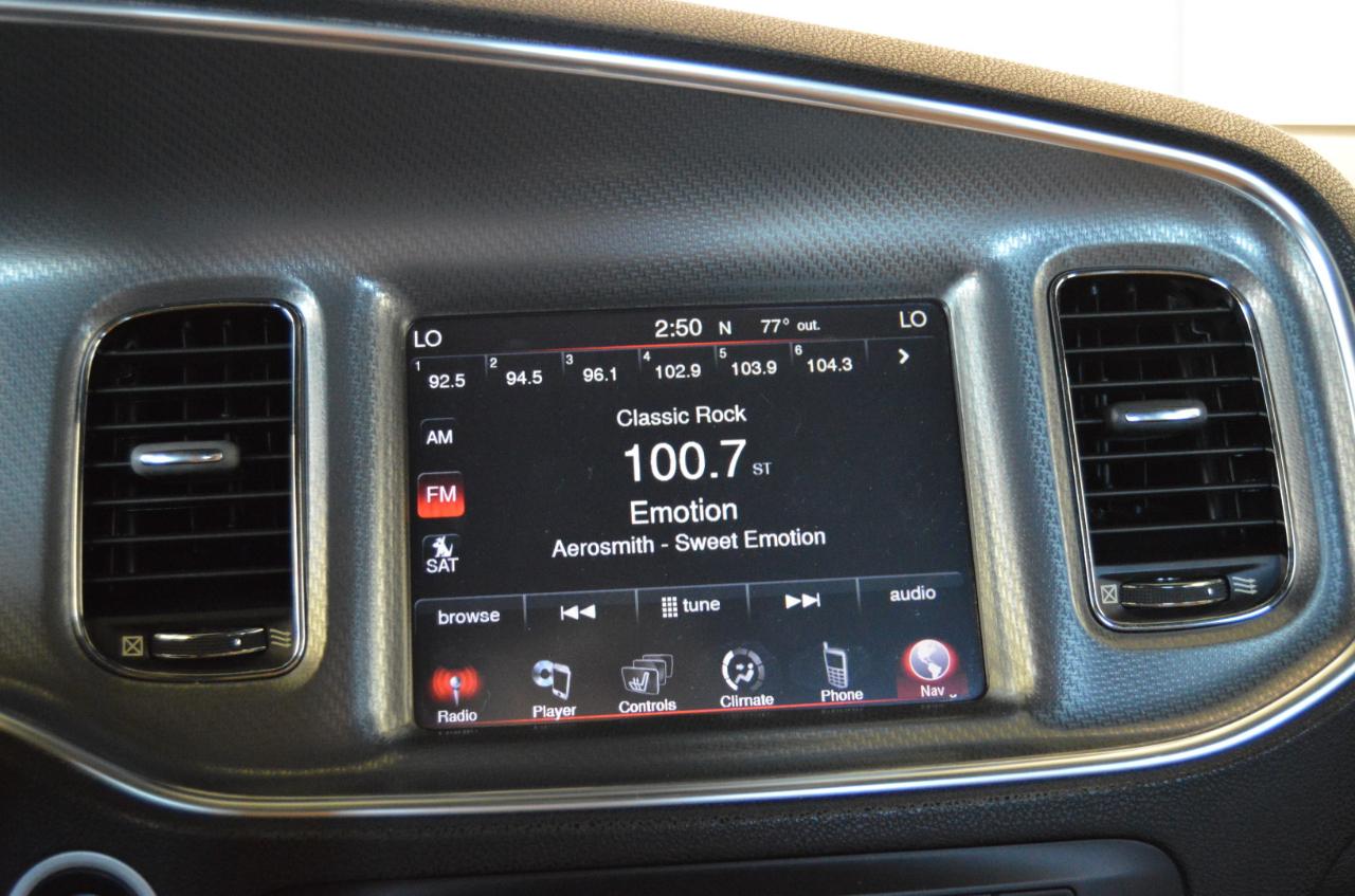 Dodge Charger 4dr Sdn SXT Plus RWD 2012