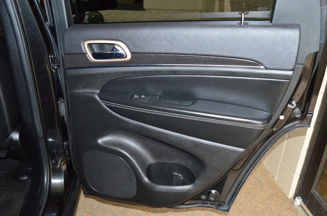 Jeep Grand Cherokee Limited 2WD 2015