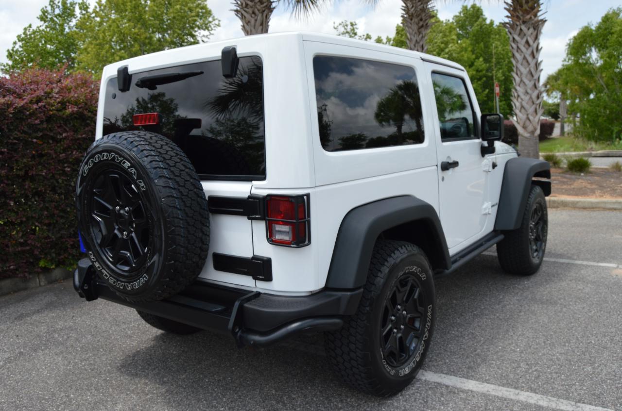 Jeep Wrangler Sahara  2013