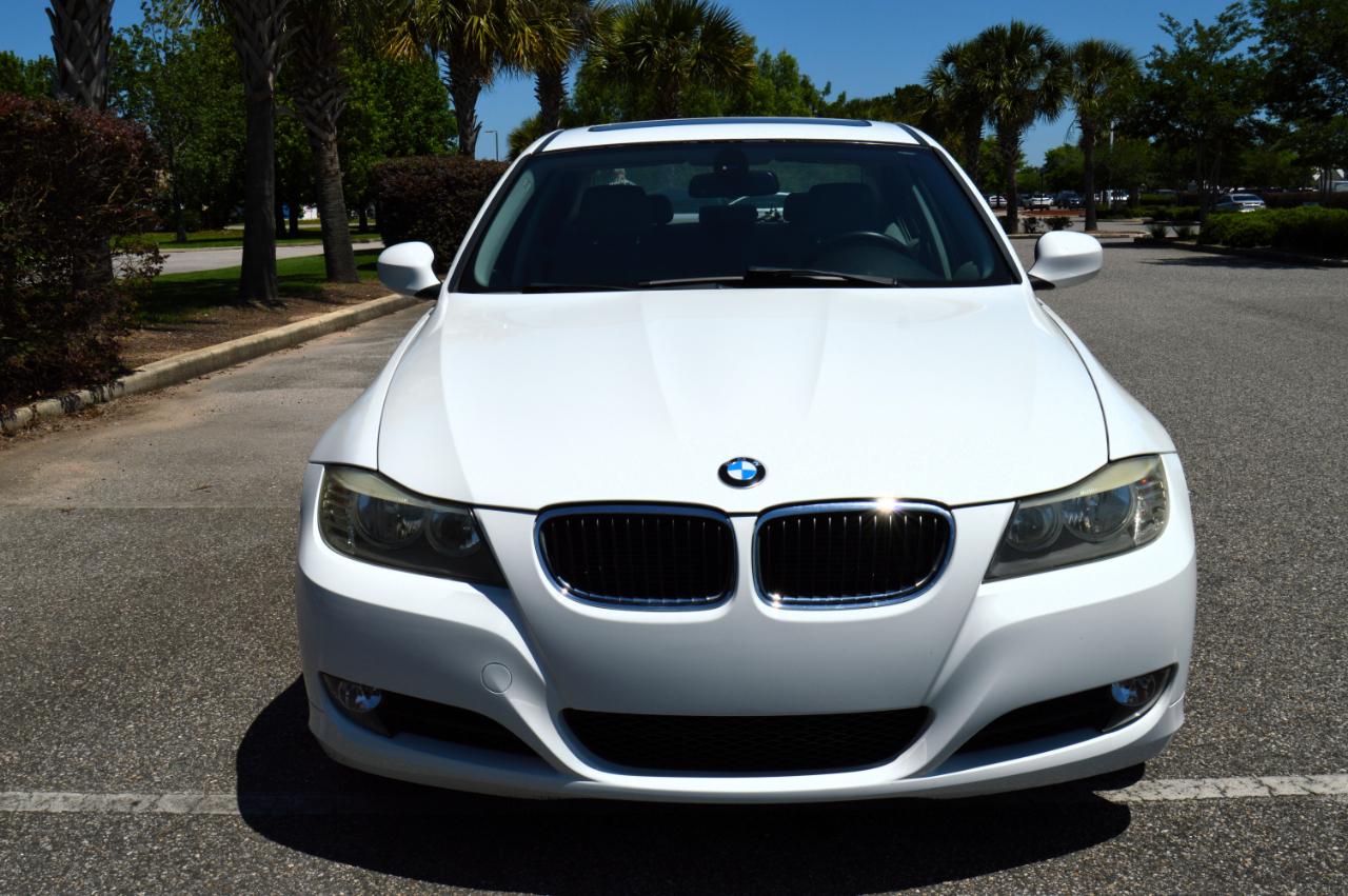 BMW 3-Series 328i 4D Sedan 2011