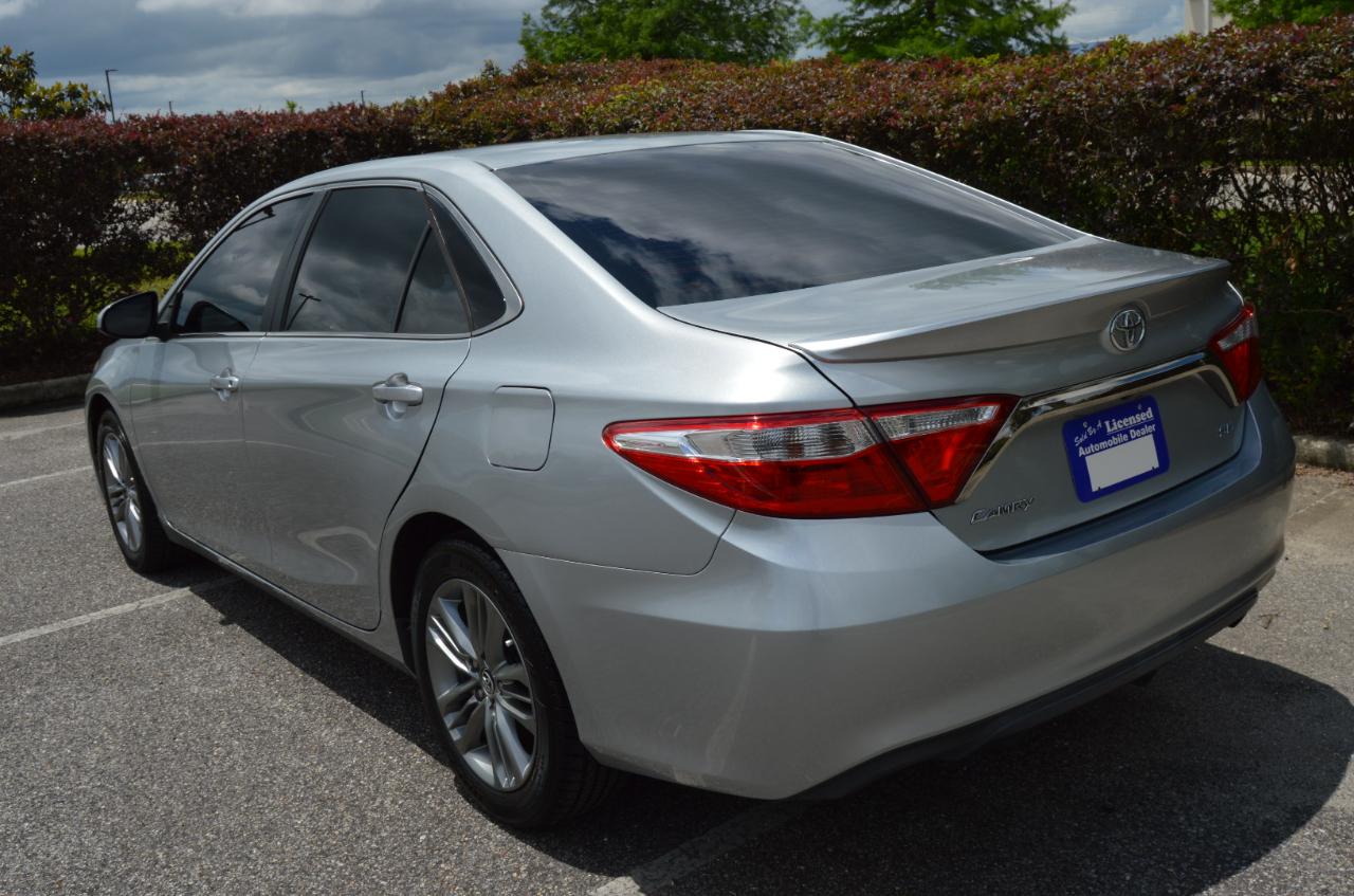 Toyota Camry SE 2016