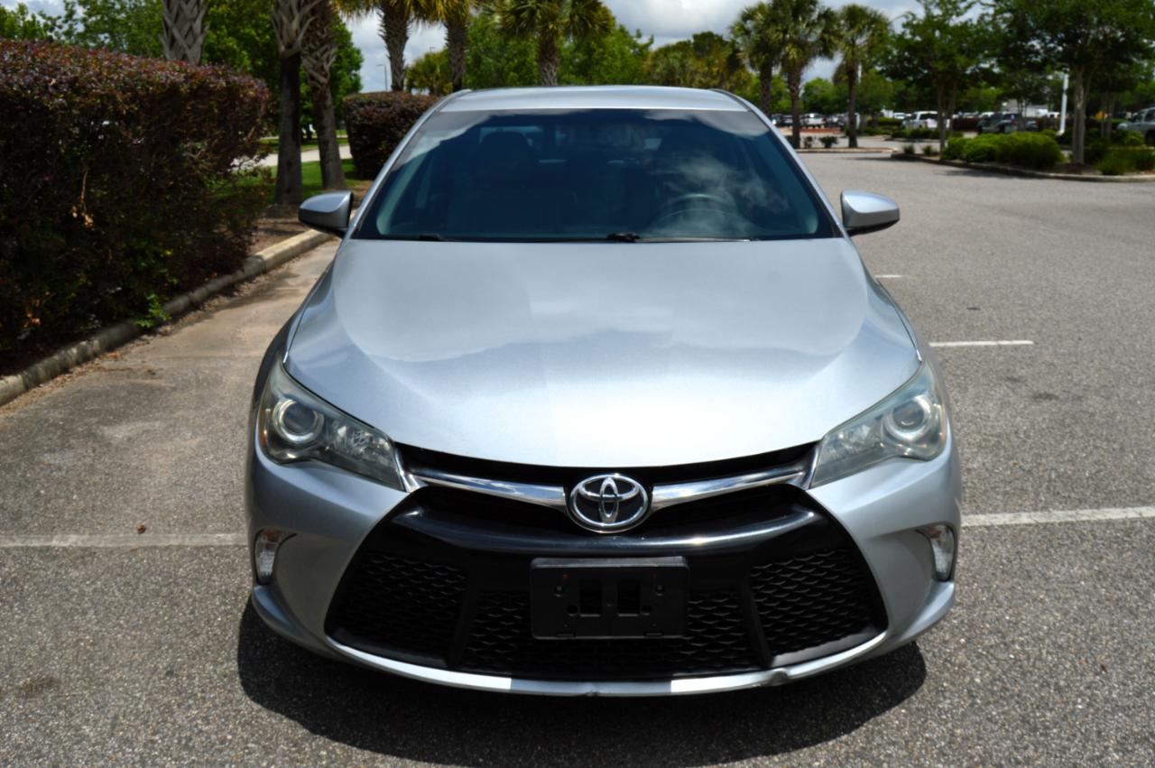 Toyota Camry SE 2016