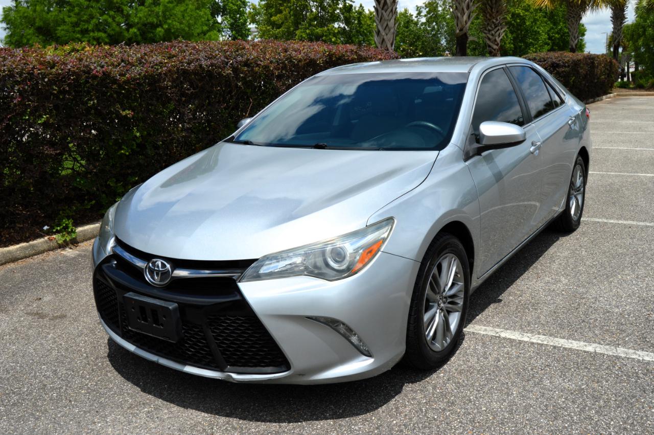 Toyota Camry SE 2016