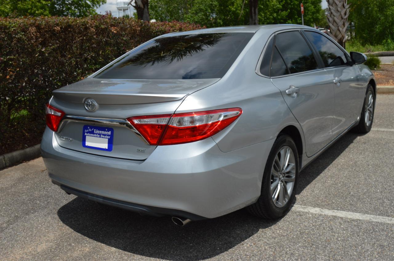 Toyota Camry SE 2016