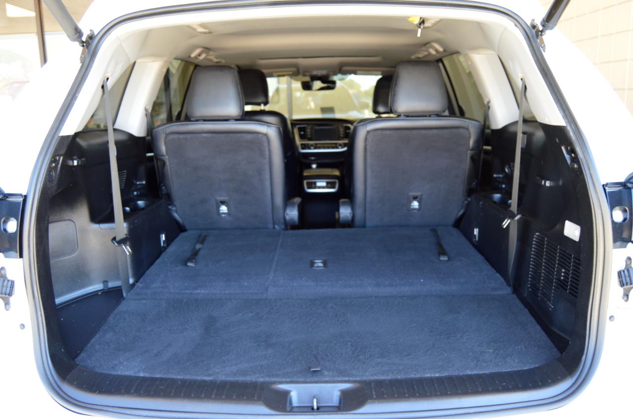 Toyota Highlander SE FWD V6 2017