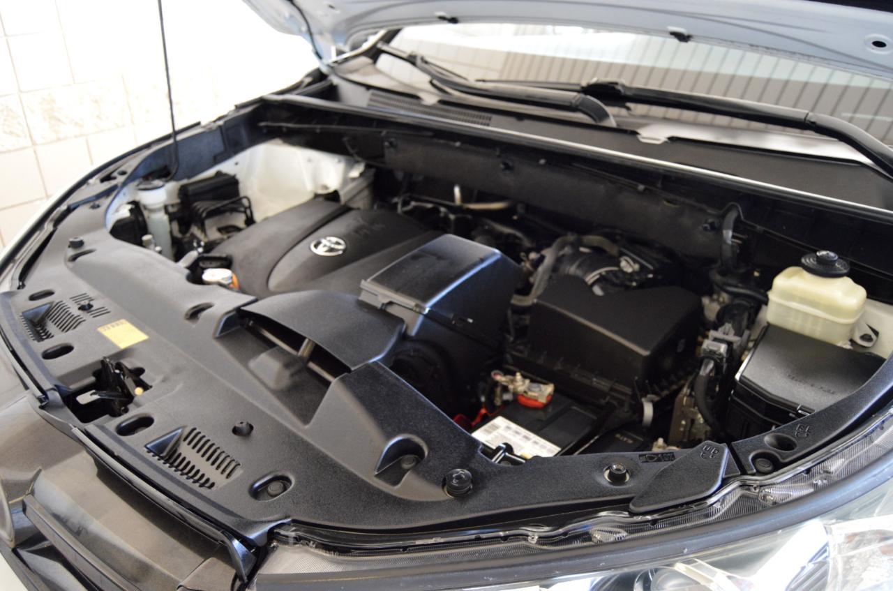 Toyota Highlander SE FWD V6 2017