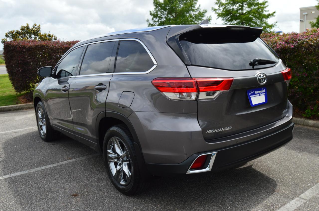 Toyota Highlander Limited Platinum FWD V6 2018