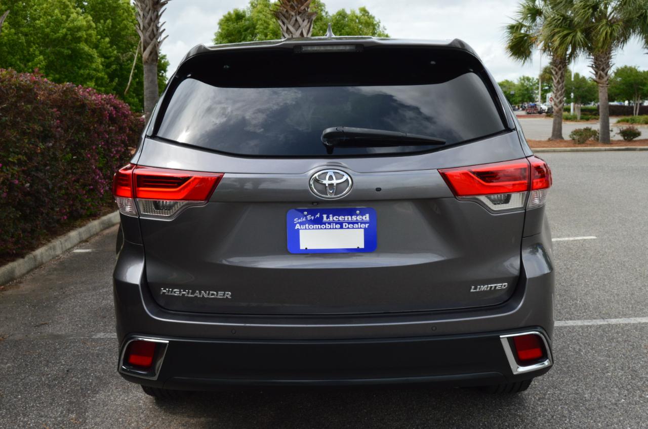Toyota Highlander Limited Platinum FWD V6 2018