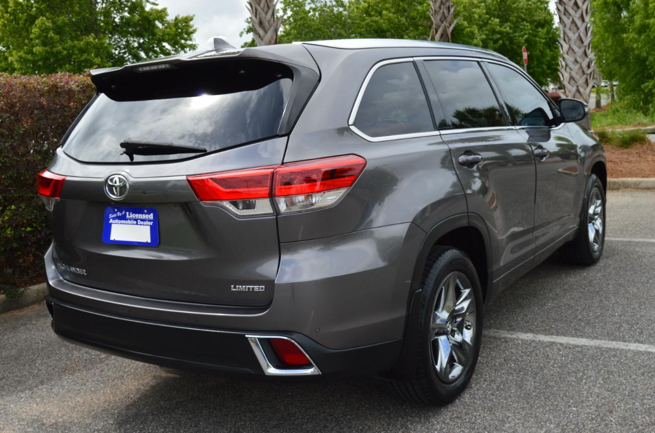 Toyota Highlander Limited Platinum FWD V6 2018