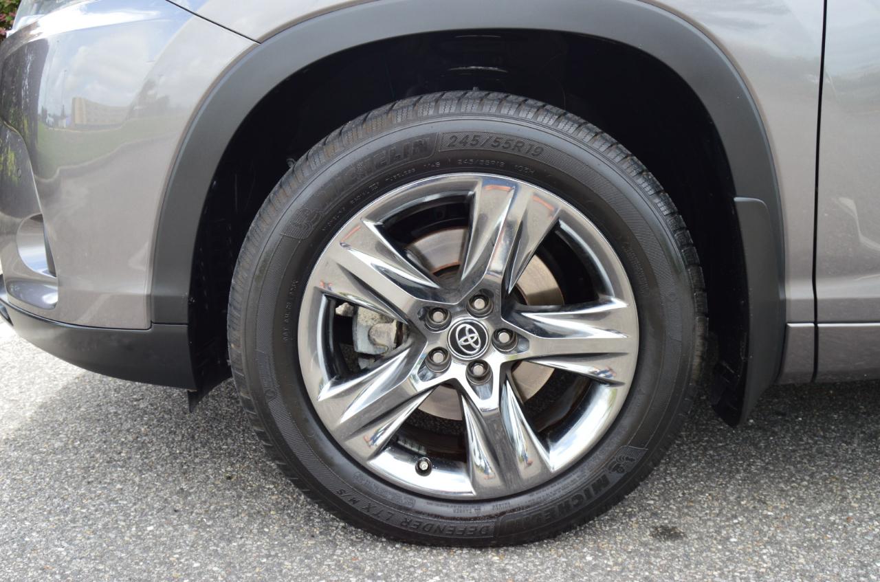 Toyota Highlander Limited Platinum FWD V6 2018