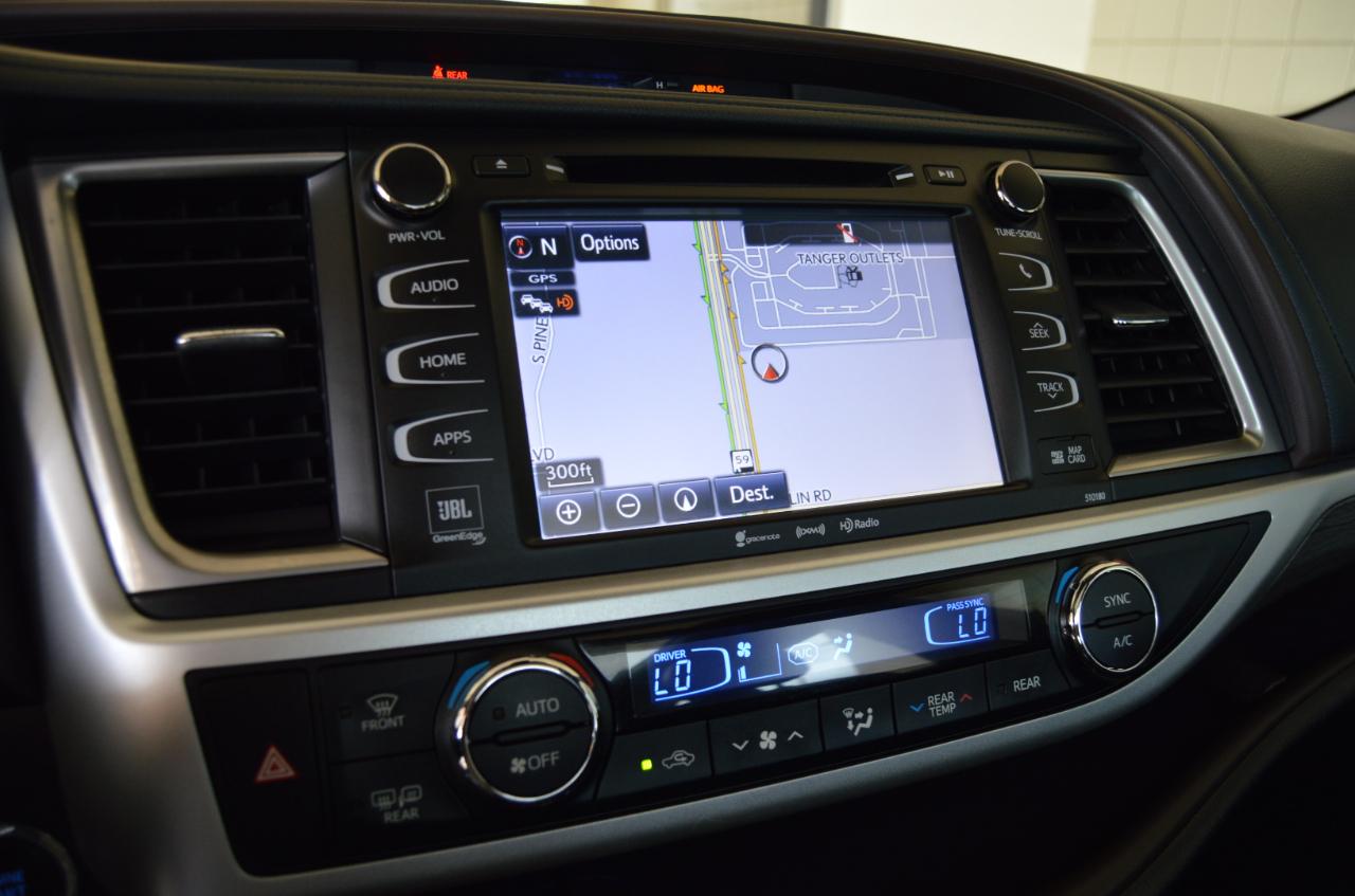 Toyota Highlander Limited Platinum FWD V6 2018