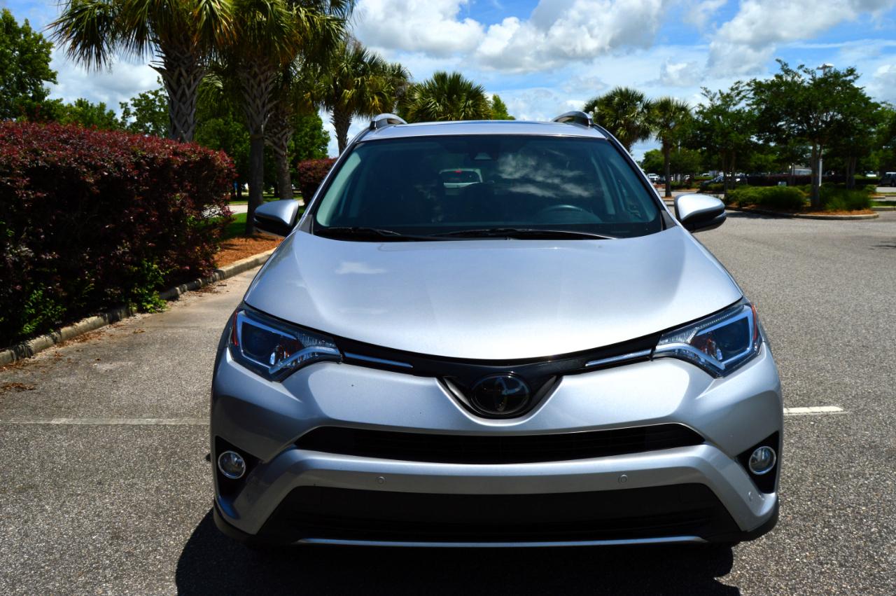 Toyota RAV4 XLE FWD 2016