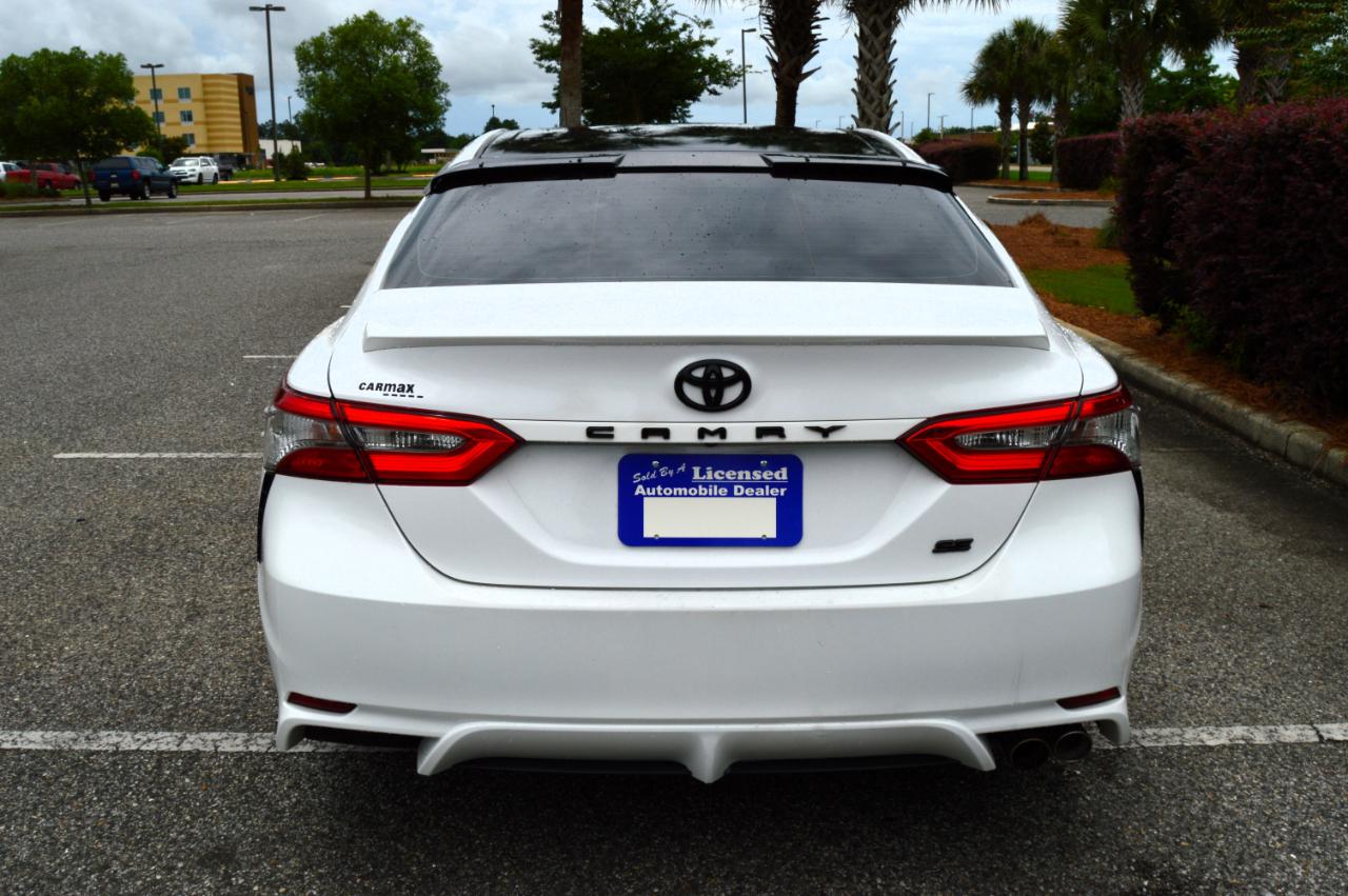 Toyota Camry SE 2018