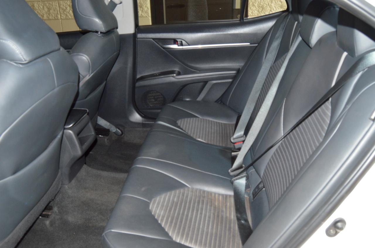 Toyota Camry SE 2018