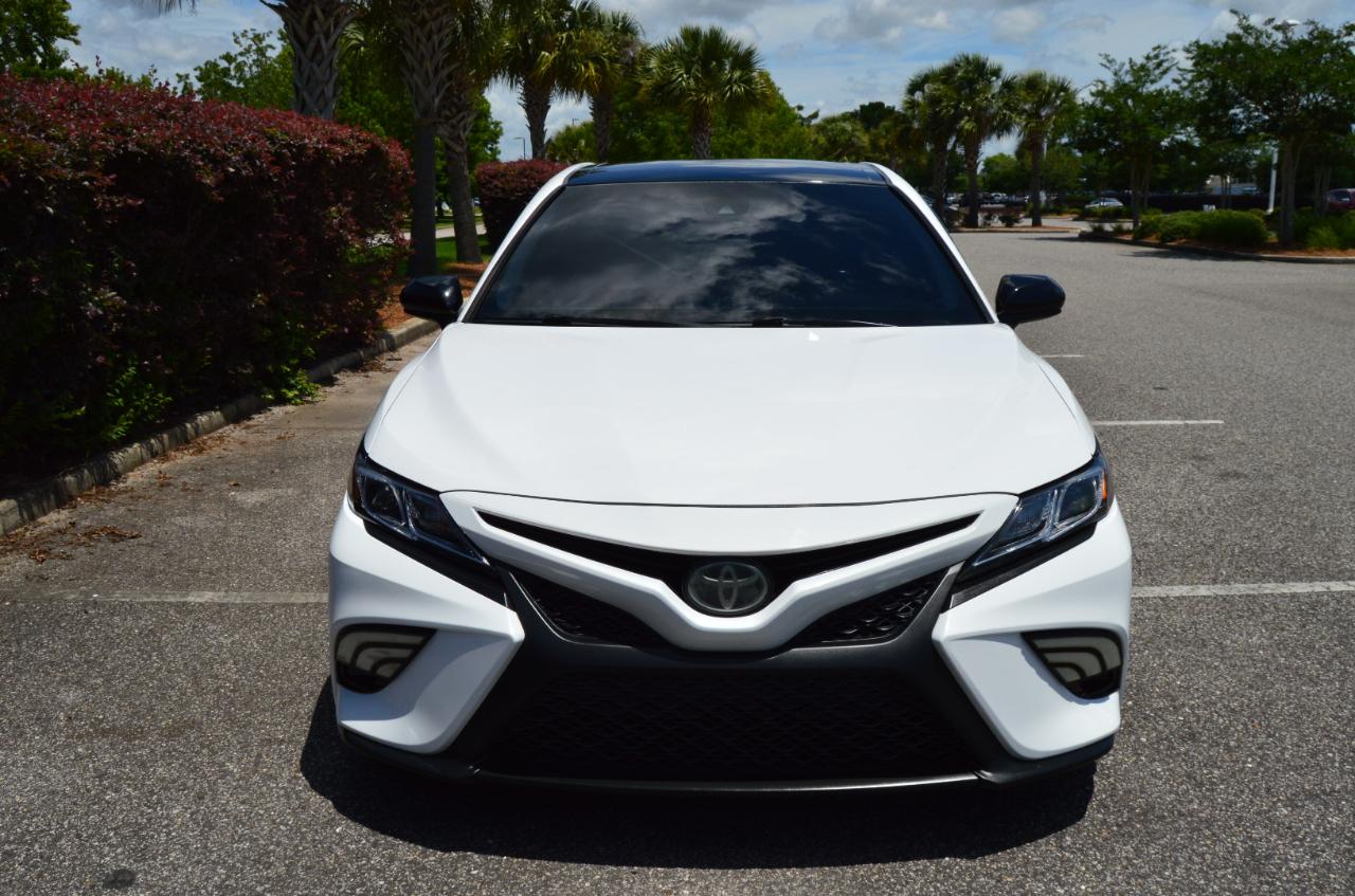 Toyota Camry SE 2018