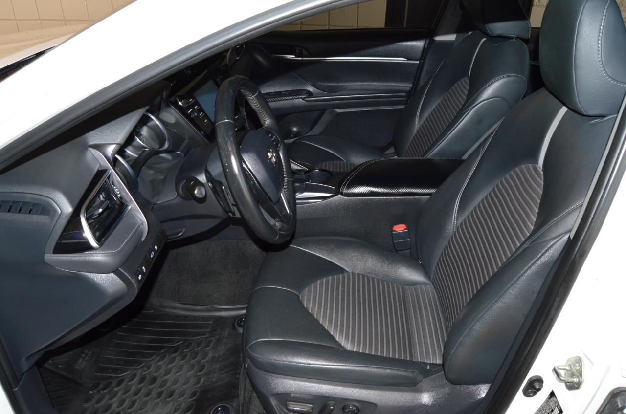 Toyota Camry SE 2018