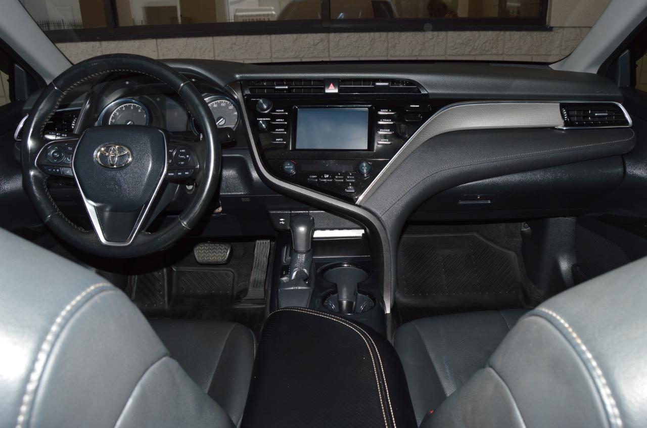 Toyota Camry SE 2018