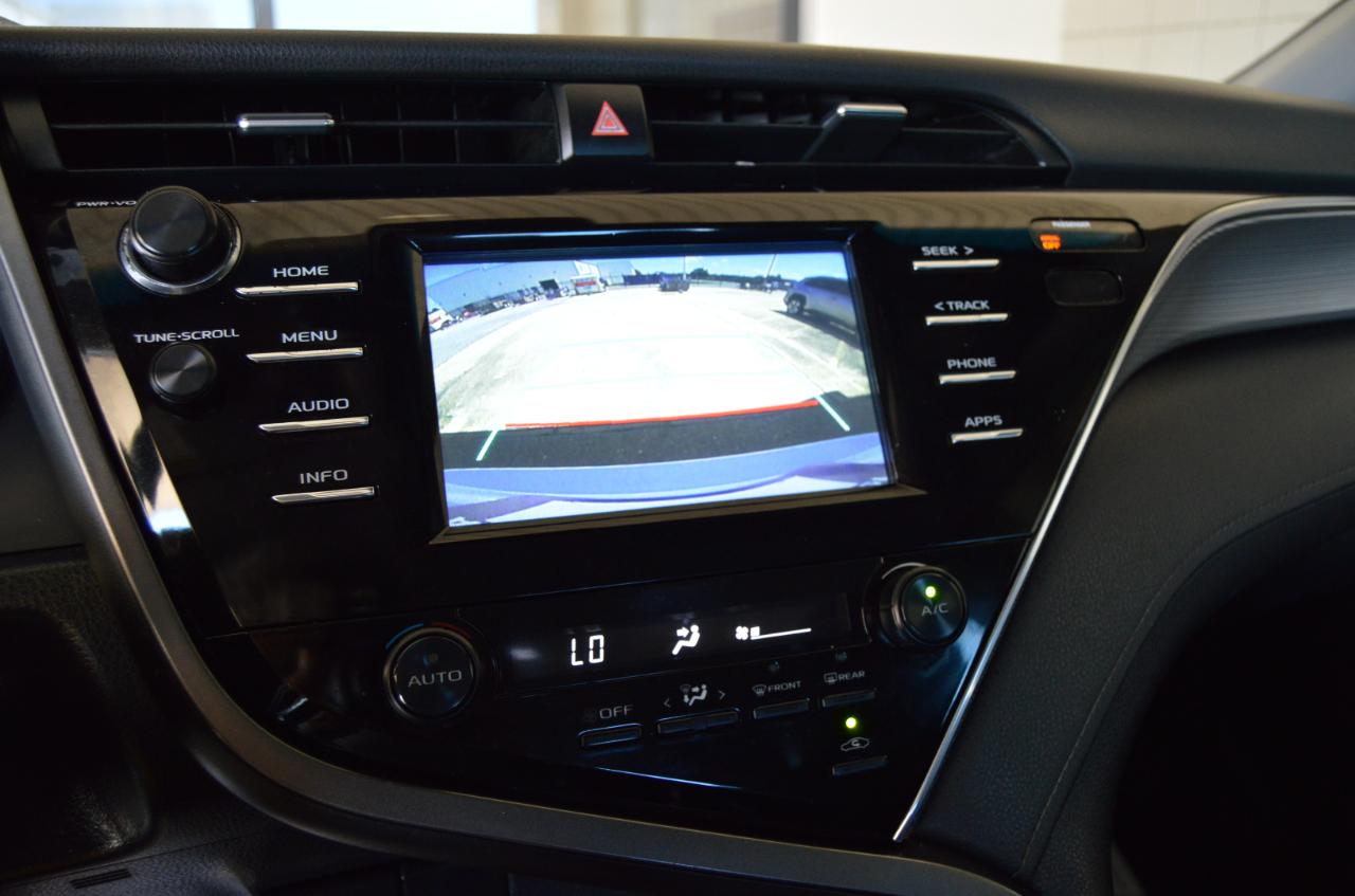 Toyota Camry SE 2018
