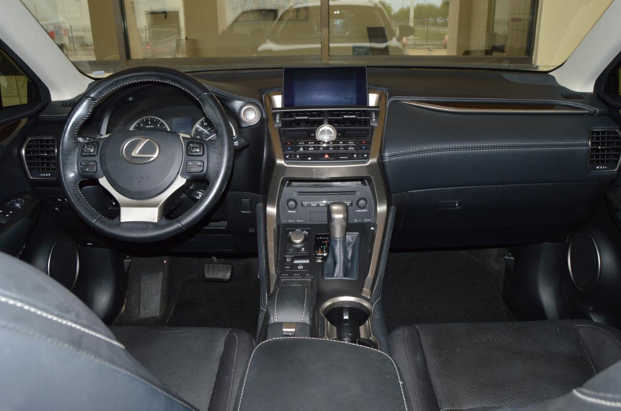 Lexus NX 200t FWD 2015