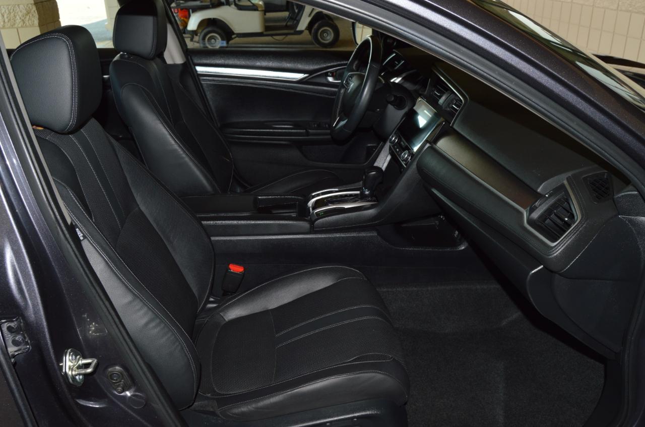 Honda Civic Touring Sedan CVT 2016