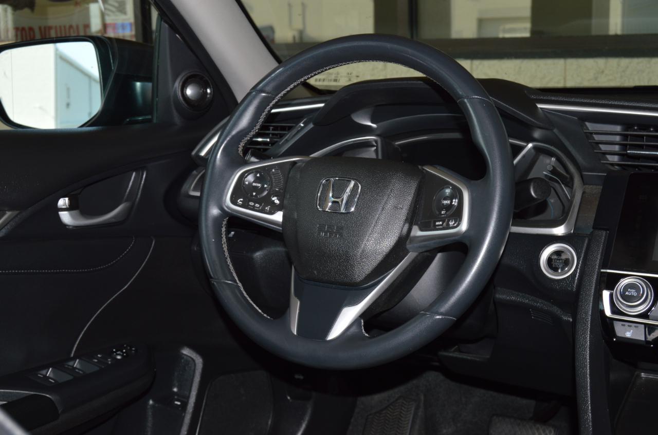 Honda Civic Touring Sedan CVT 2016