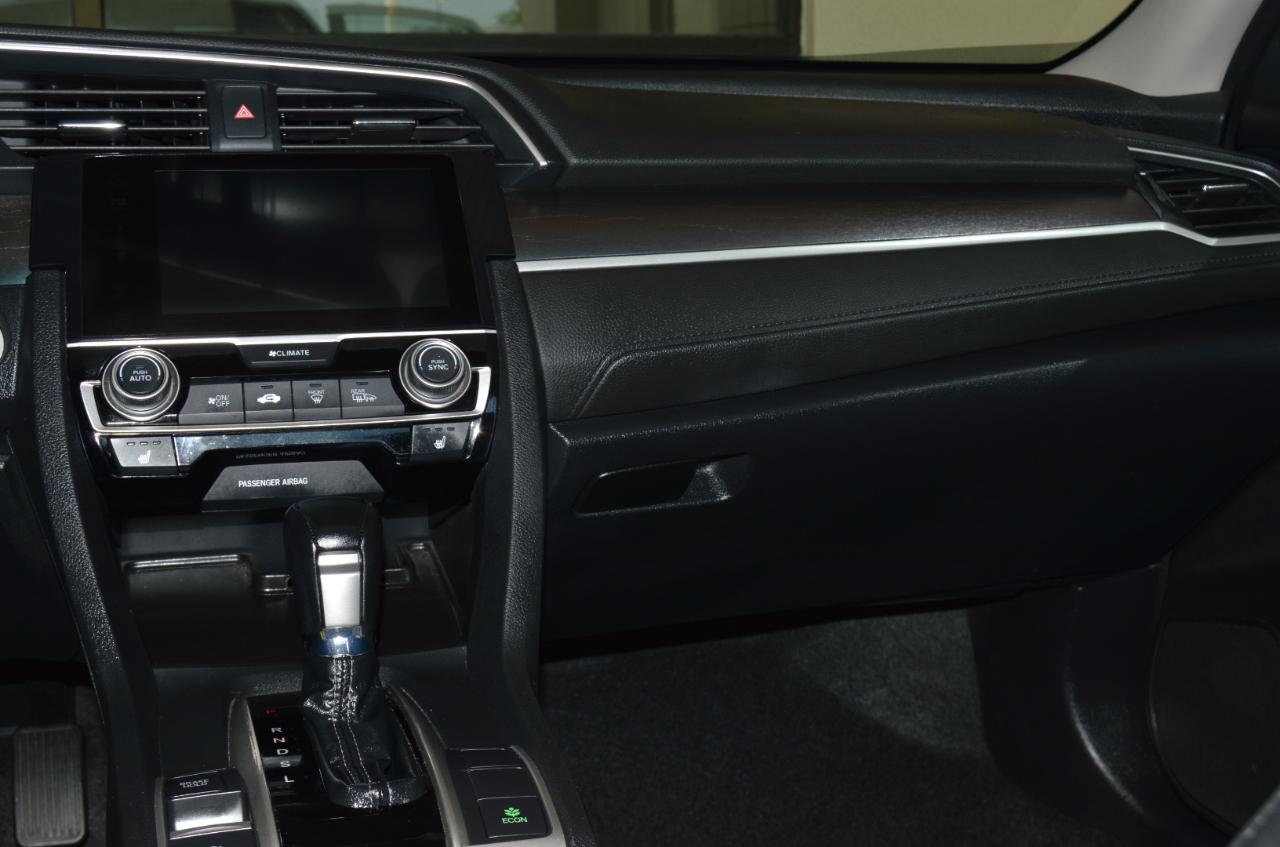 Honda Civic Touring Sedan CVT 2016