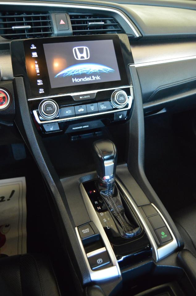 Honda Civic Touring Sedan CVT 2016