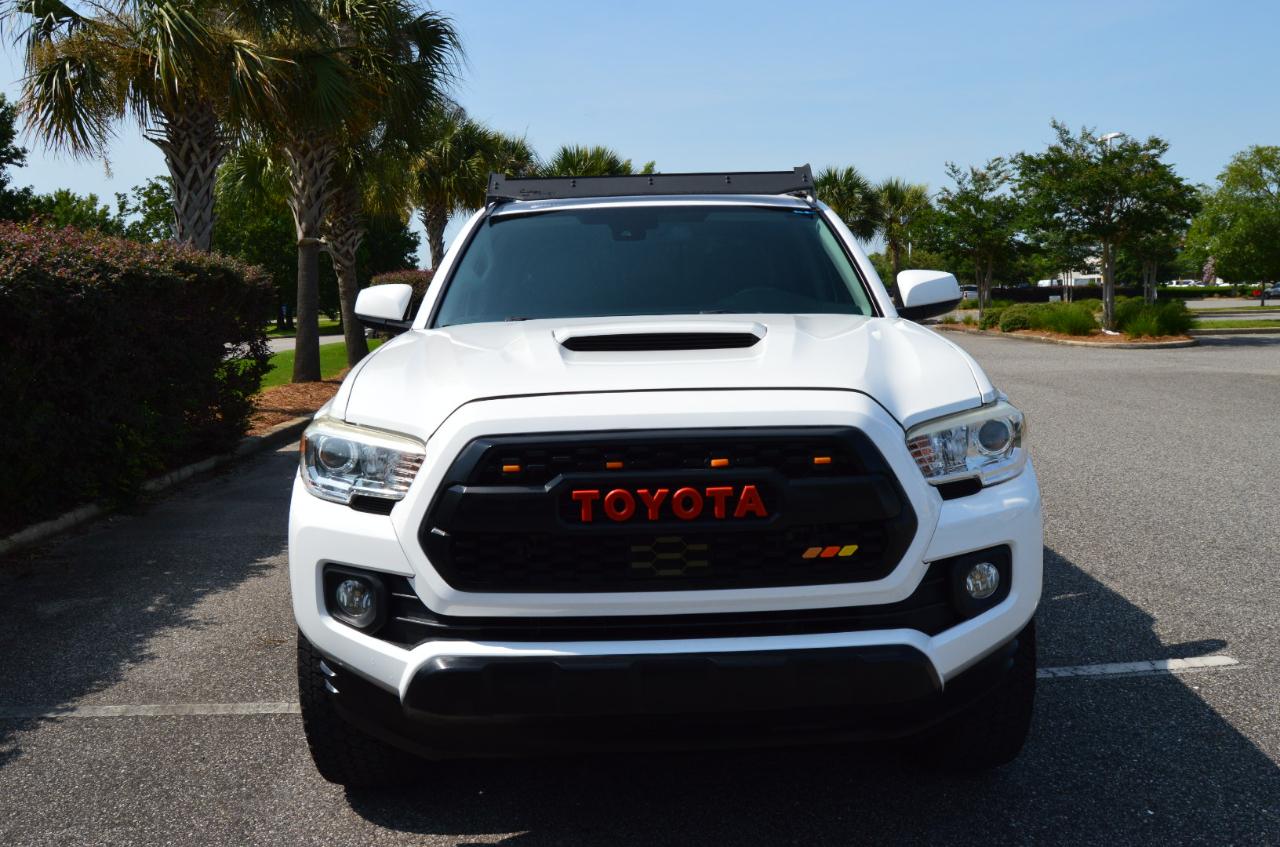 Toyota Tacoma SR5 Double Cab Long Bed I4 6AT 2WD 2018