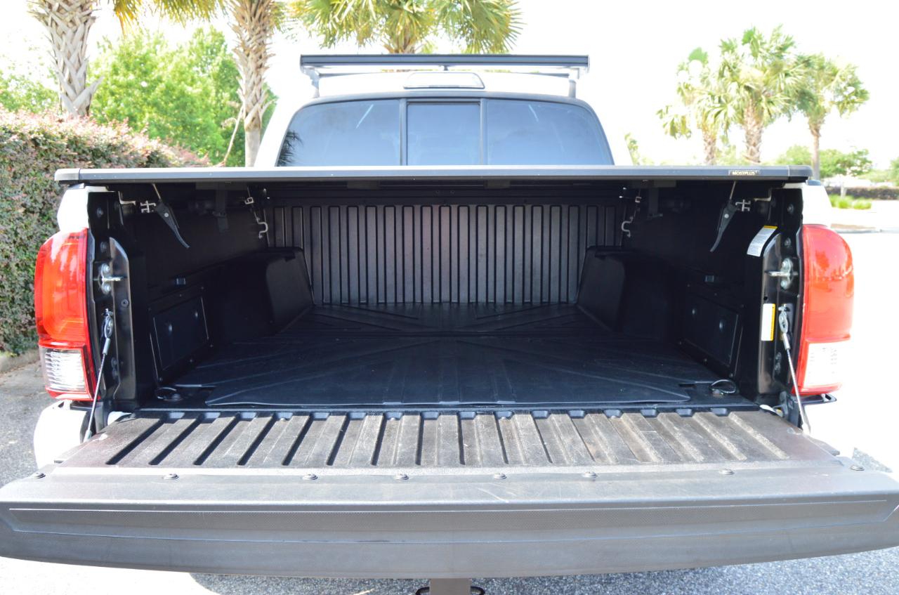 Toyota Tacoma SR5 Double Cab Long Bed I4 6AT 2WD 2018